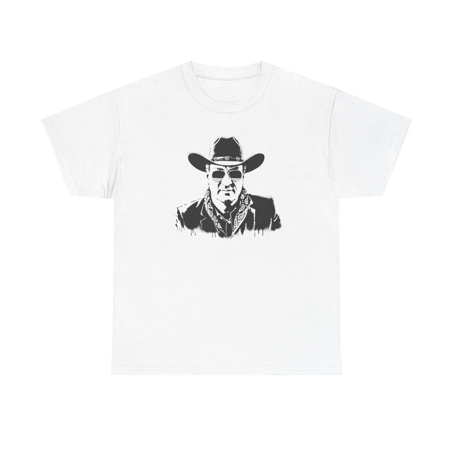 Markus Söder Malle T-Shirt 'Cowboy Maggus' – Weißes Grafik-Tee aus Baumwolle mit Cowboy-Portrait, Sonnenbrille und Halstuch im Retro-Western-Stil.