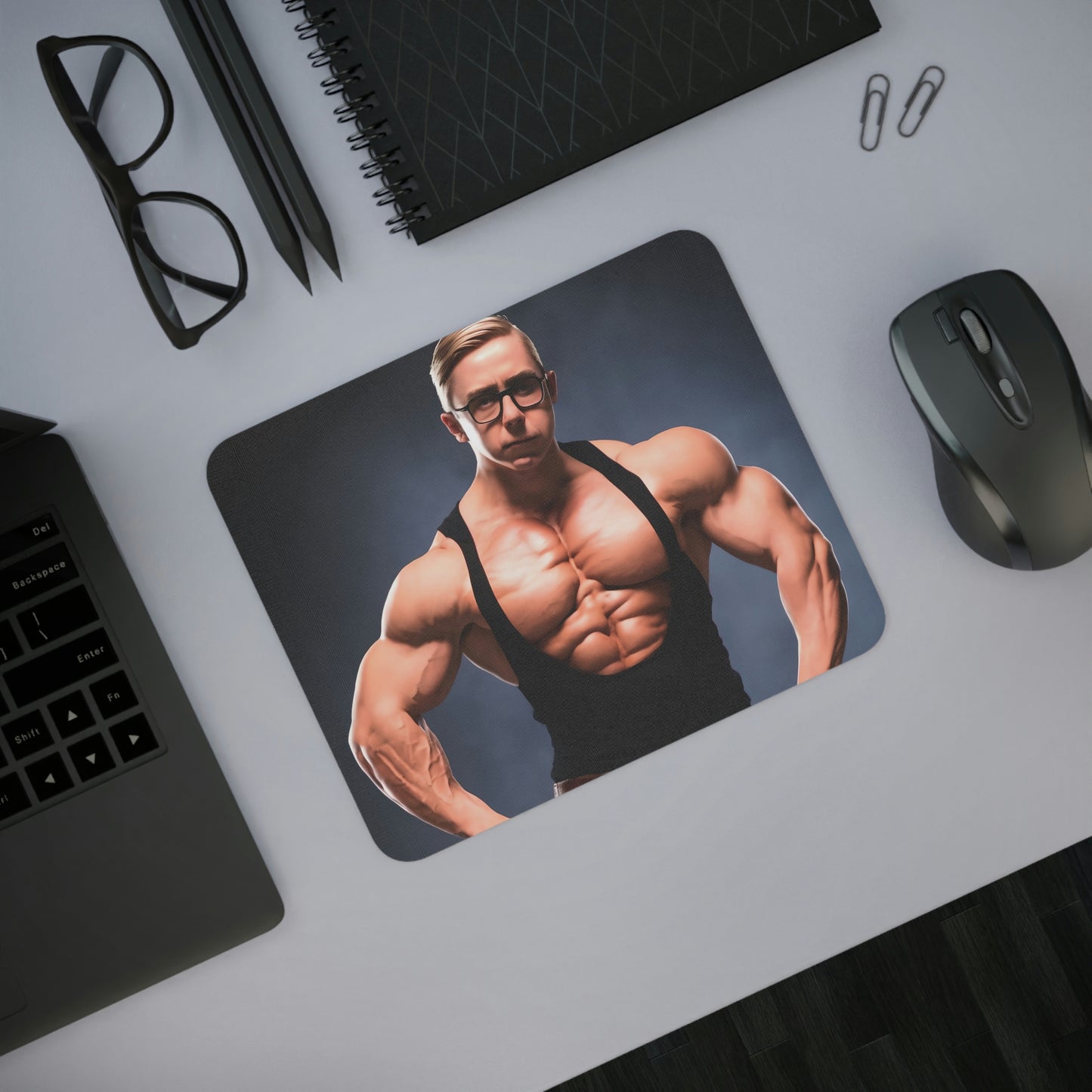 Philipp Amthor Muskel-Mousepad: Stärke deine Mausklicks mit diesem Amthor Meme Mauspad!